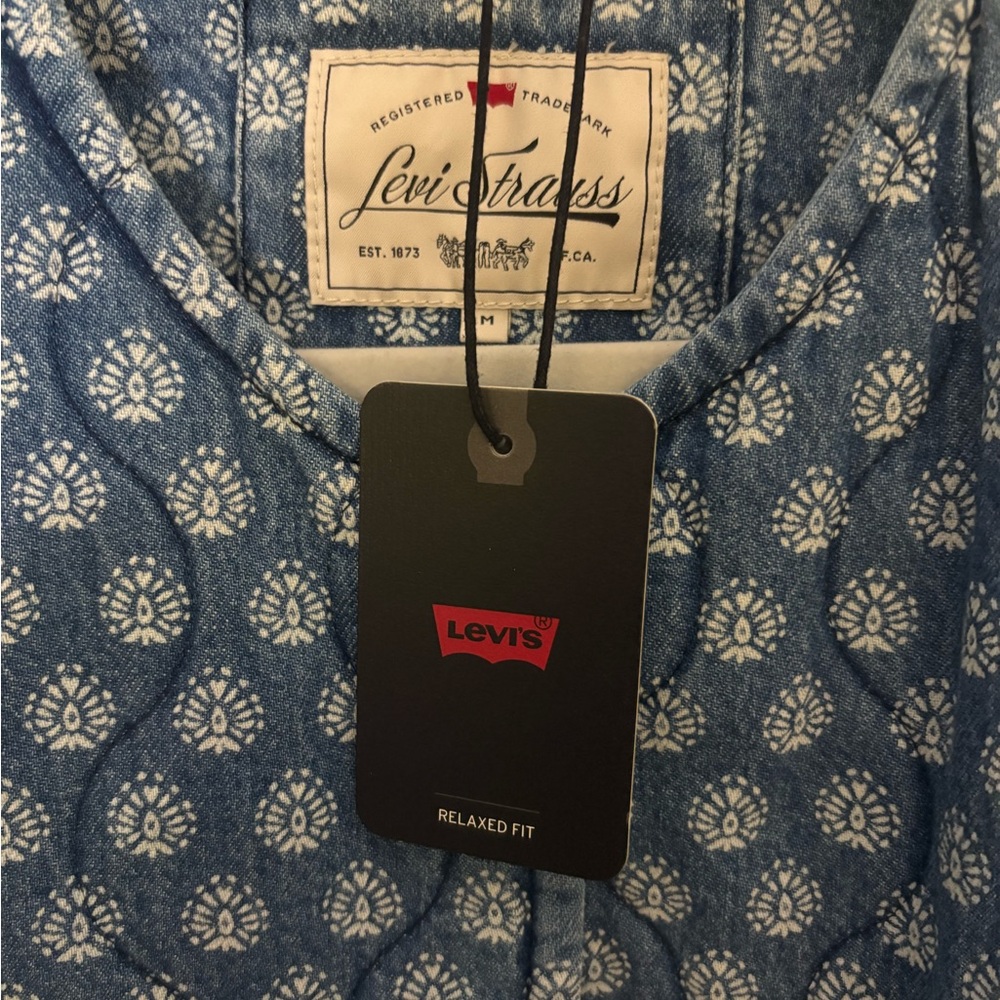 Levi's Blue Patterned Bomber Jacket NWT - image 3